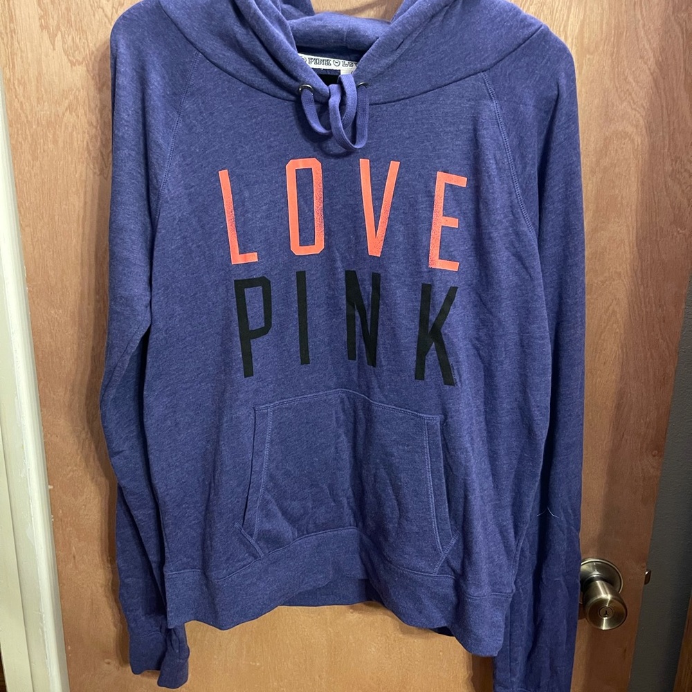 VS pink hoodie